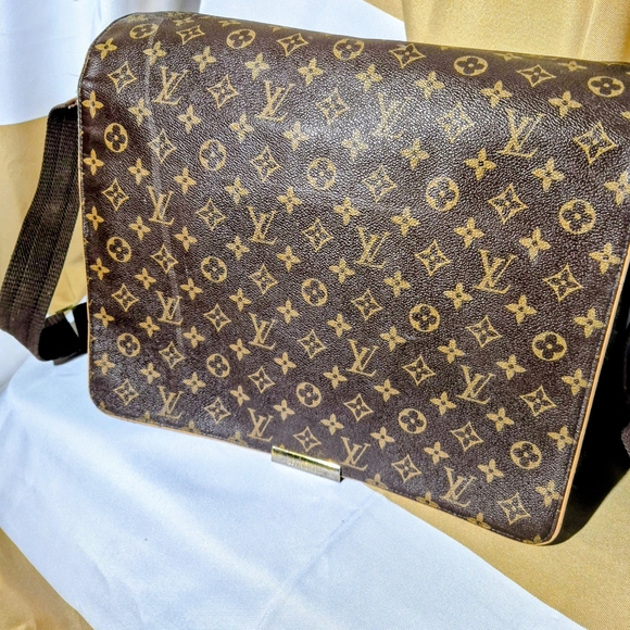 Louis Vuitton Brown Monogram Messenger Bag - Picture 1 of 6